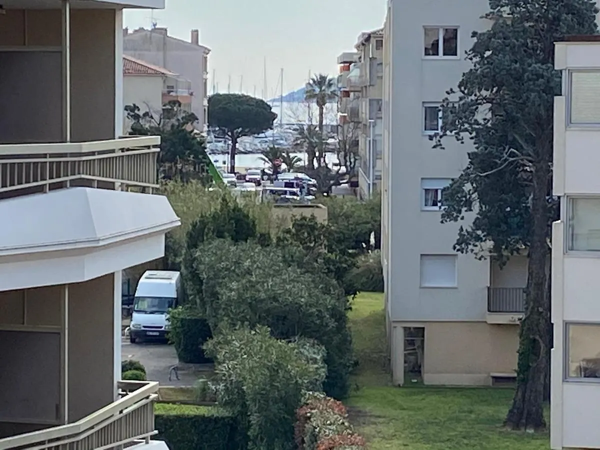 Apartment Superior Santa Cruz Sainte-Maxime Francia
